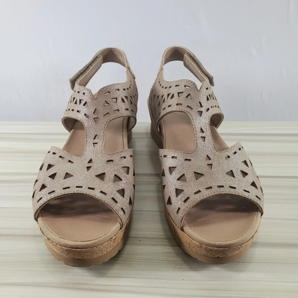 Earth Buran Rosa 8.5 Ecru Leather Wedge Sandal T Strap Ankle Cork Cut Out